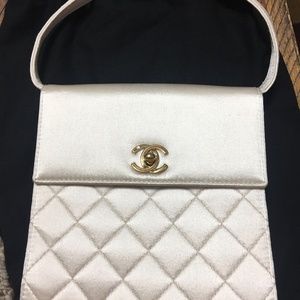 Chanel purse